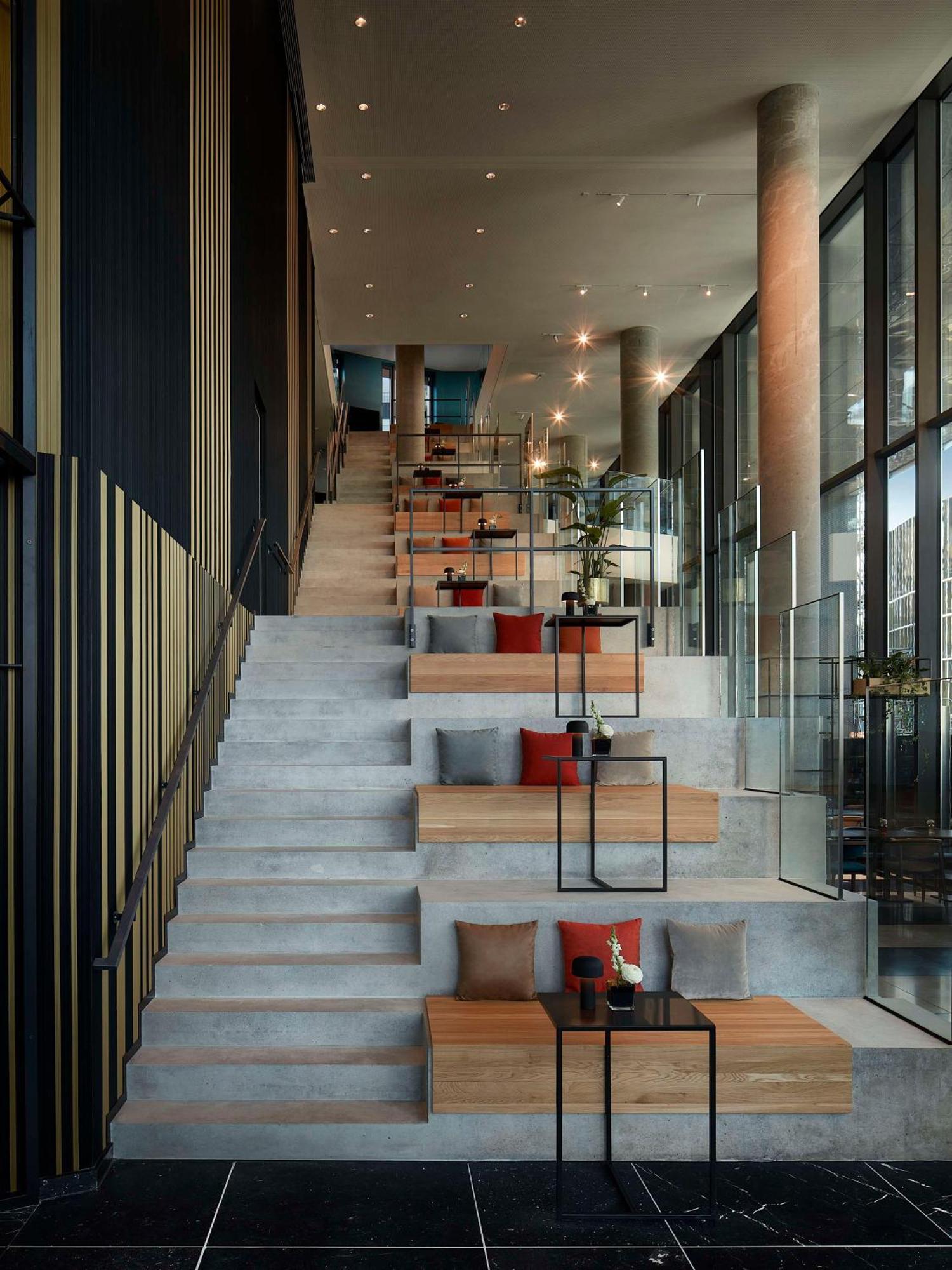 Nh Collection Frankfurt Spin Tower Hotel Frankfurt am Main Bagian luar foto